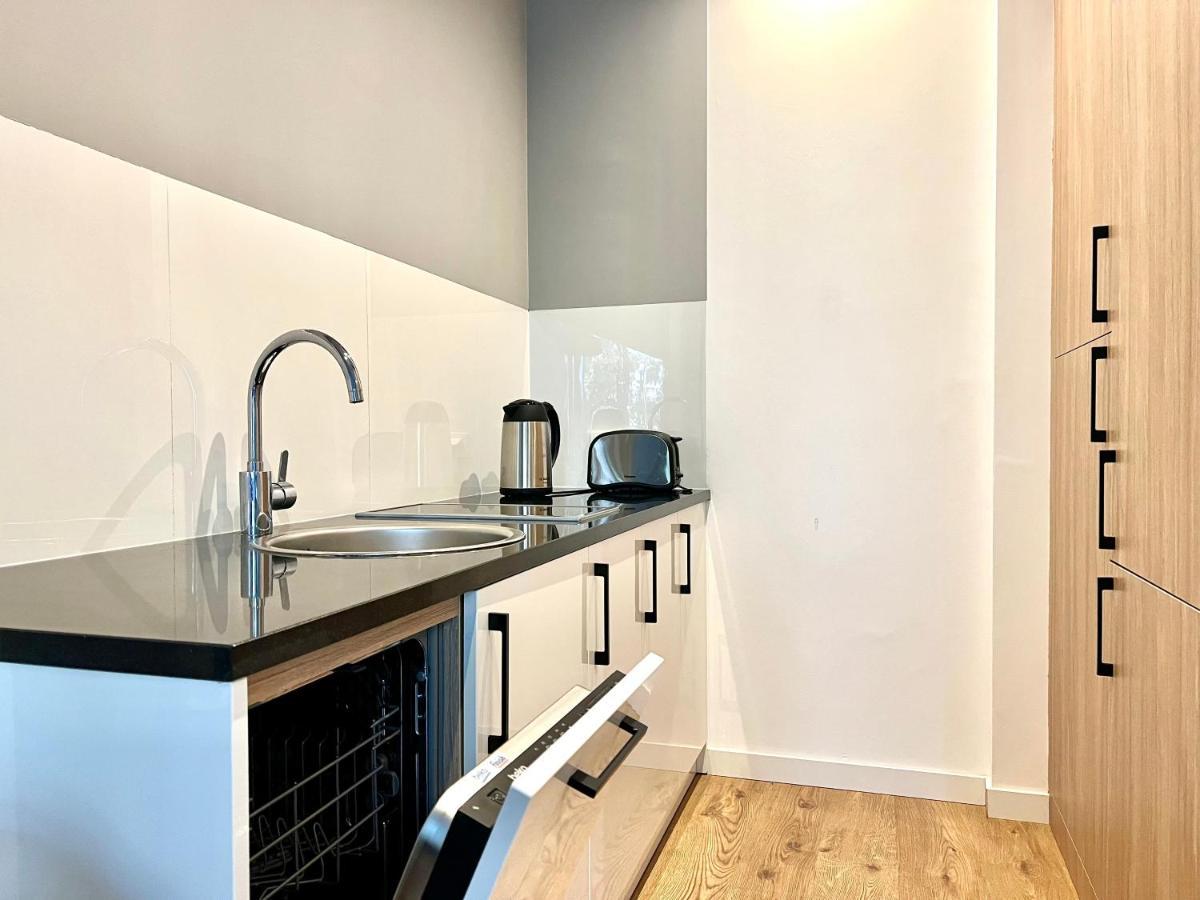 K22 Large Apart Slawinska 509 Varsovie Extérieur photo