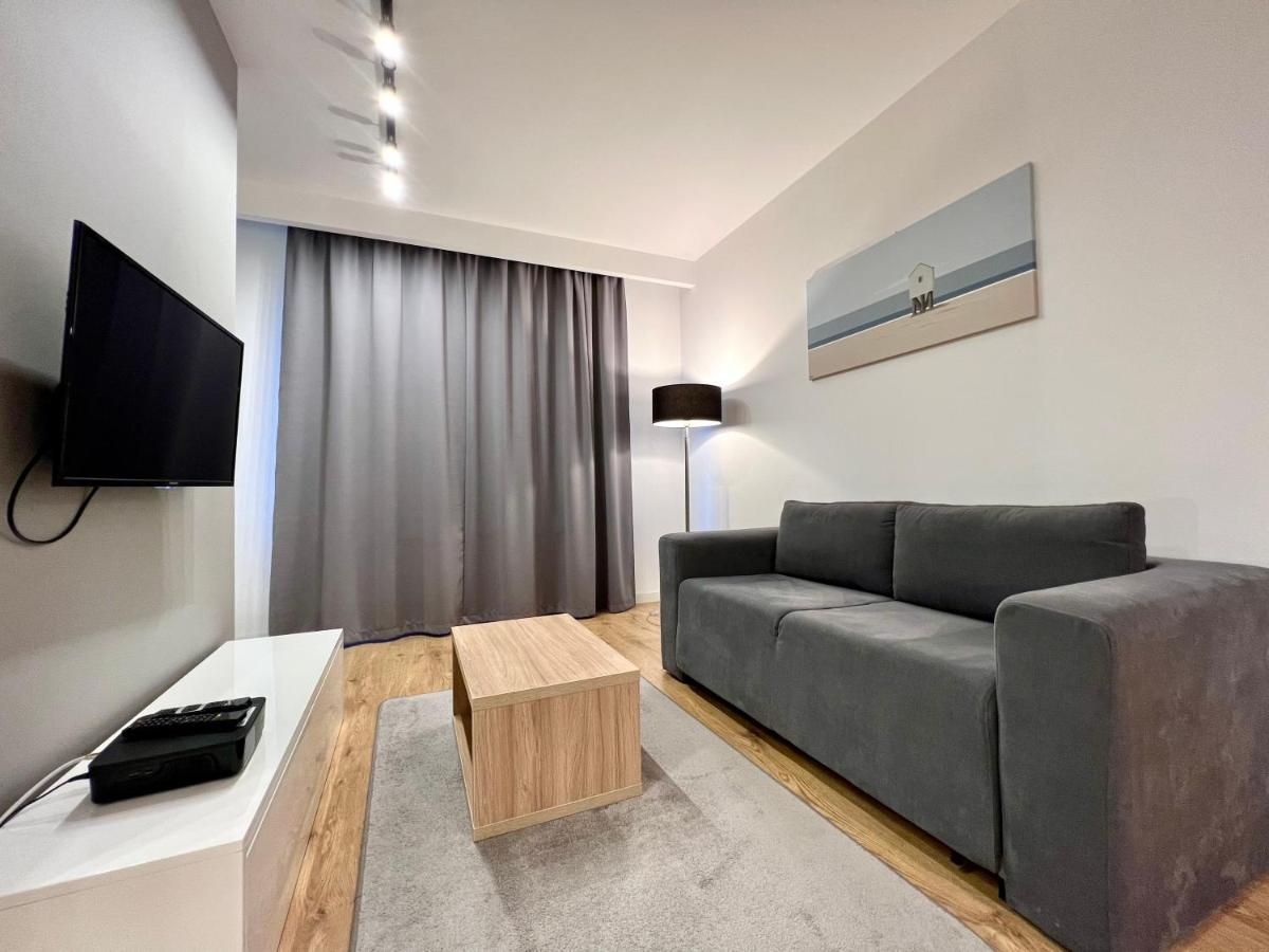 K22 Large Apart Slawinska 509 Varsovie Extérieur photo